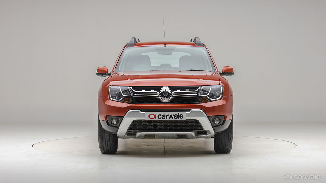 Discontinued Renault Duster 2016 Front View