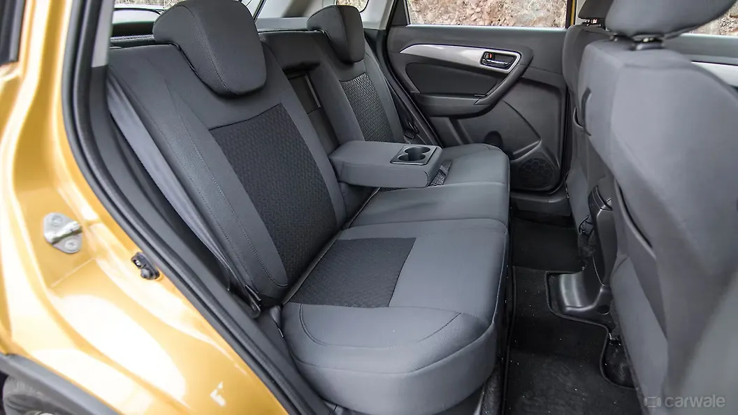 2020 Maruti Suzuki Vitara Brezza Image Gallery - CarsLane