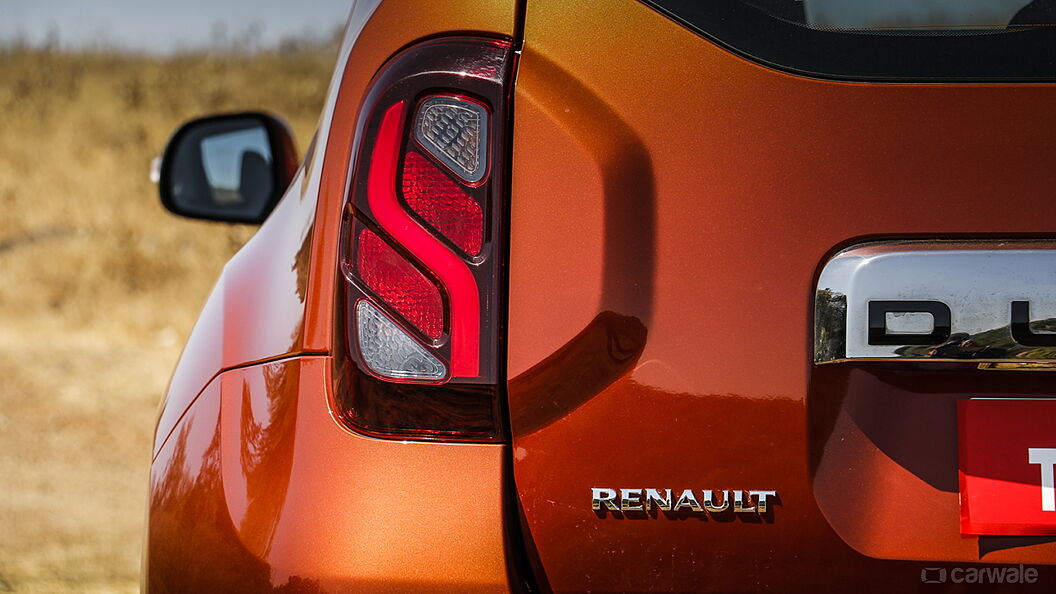 Renault Duster [2016-2019] Tail Lamps