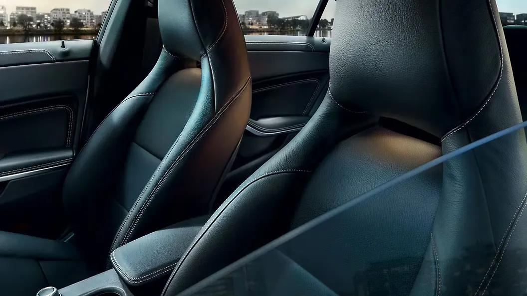 Mercedes Benz Cla Photo Mercedesbenz Cla Interior Image