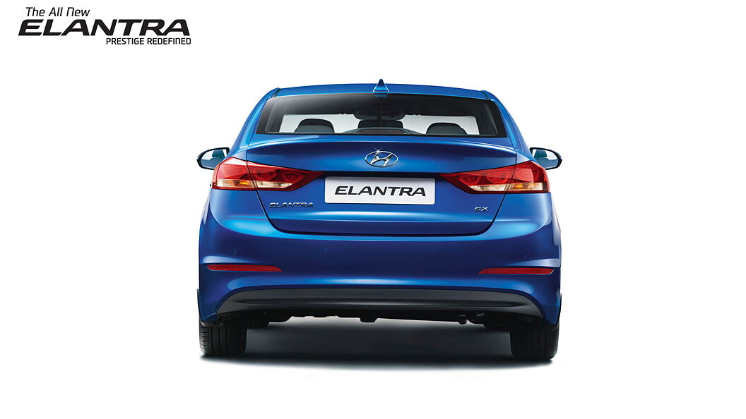 Hyundai Elantra Photo, Rear view Image - CarWale