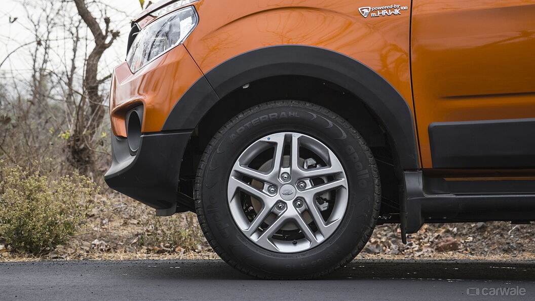 Discontinued Mahindra NuvoSport Wheels-Tyres
