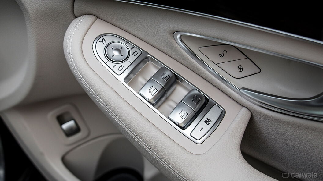 Discontinued Mercedes-Benz C-Class 2014 Door Handles