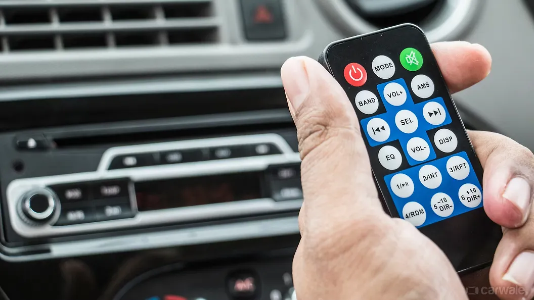 Datsun rediGO Photo, Datsun Redi GO Music System Image CarWale