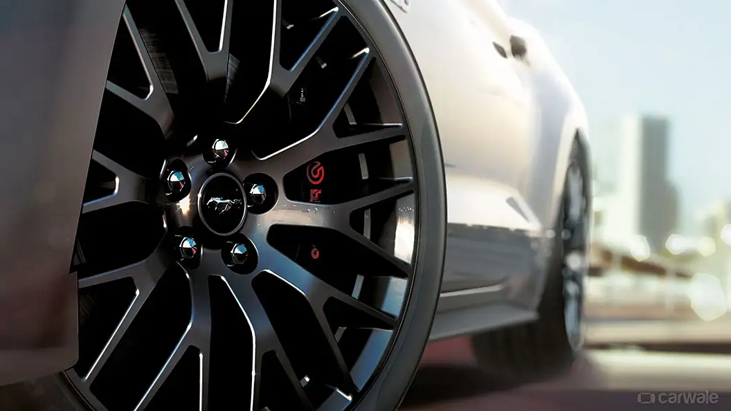 Ford Mustang Wheels-Tyres