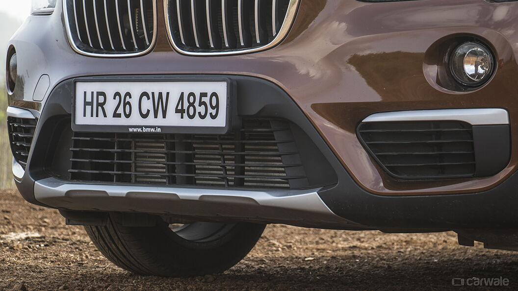 Discontinued BMW X1 2016 Exterior