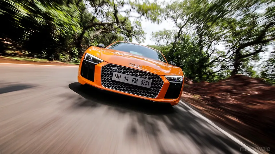 Audi R8 Forwardview R8 Front View Image, R8 Photos in India - CarWale