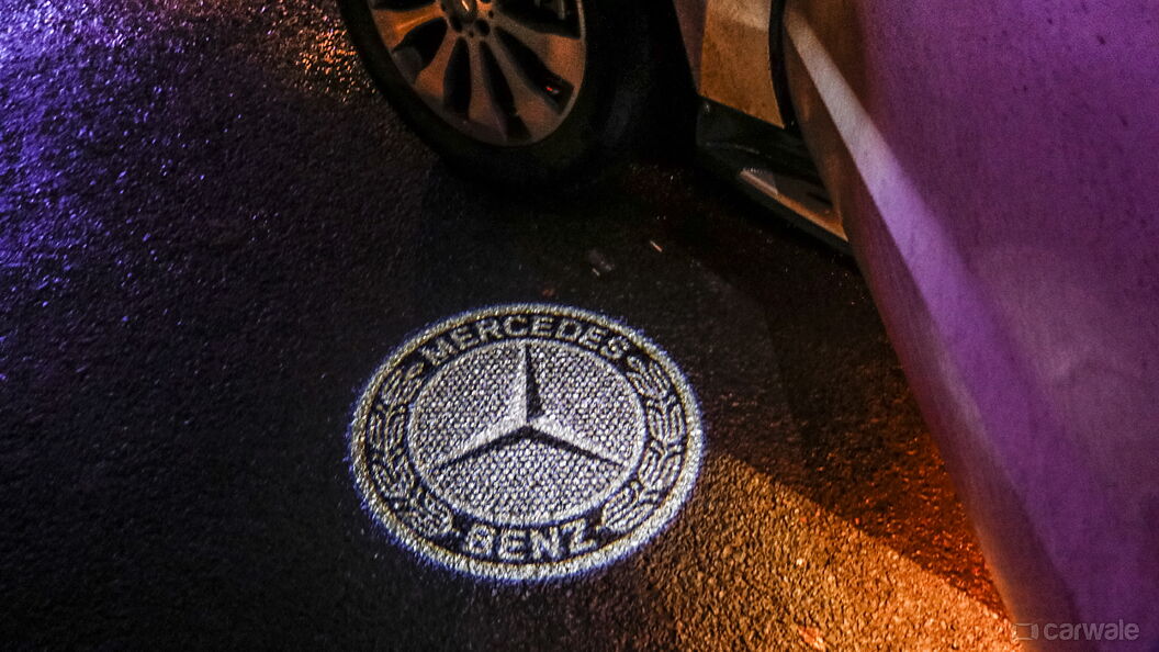 Discontinued Mercedes-Benz GLS 2016 Logo