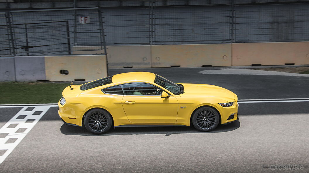 Ford Mustang Left Side View