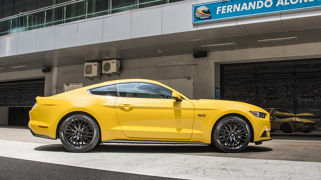 Mustang Left Side View Image Mustang Photos In India Carwale