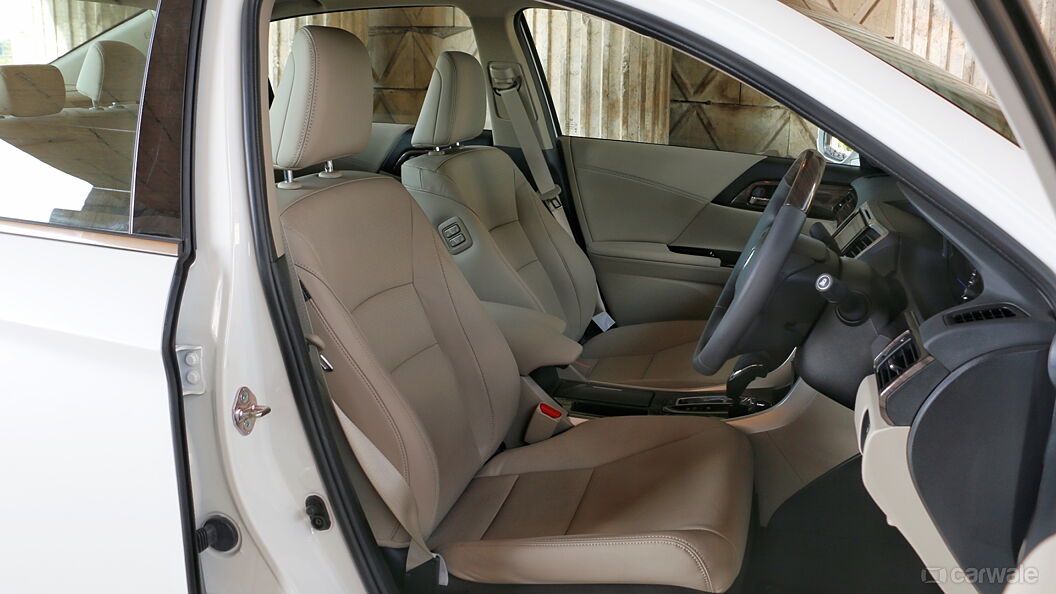 Honda Accord Front-Seats