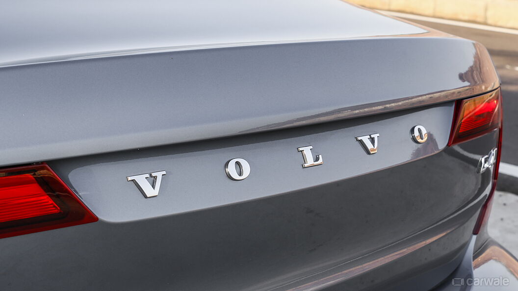Discontinued Volvo S90 2016 Exterior