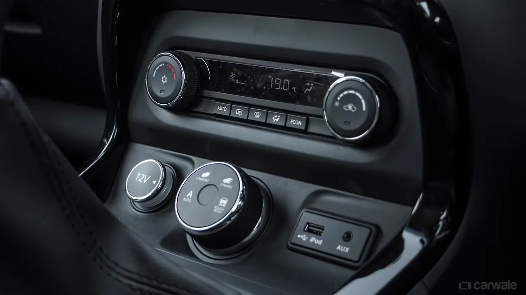 Hexa Interior Image, Hexa Photos in India - CarWale