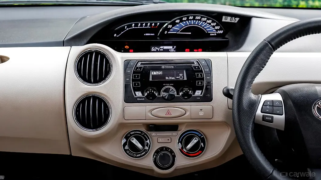 Etios Liva Dashboard Image, Etios Liva Photos in India CarWale