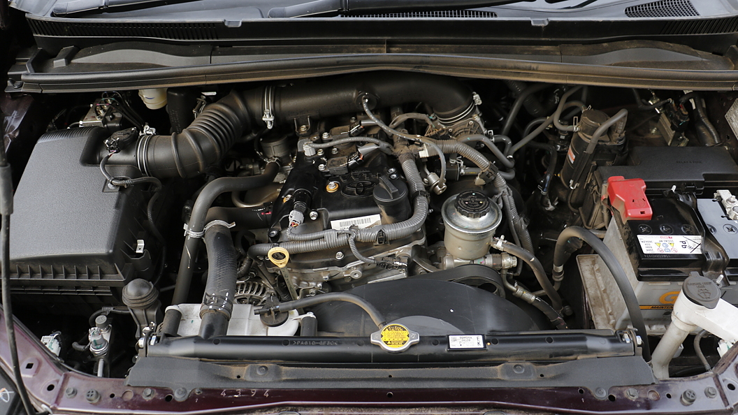 toyota innova crysta engine cover