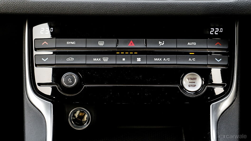 Jaguar XF AC Console