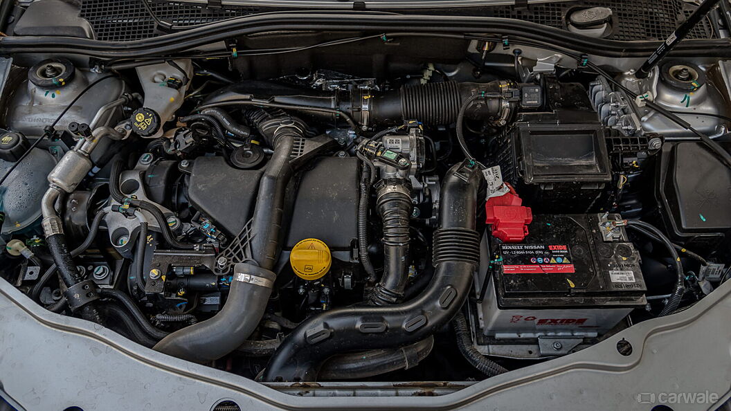 Discontinued Nissan Terrano 2013 Engine Bay