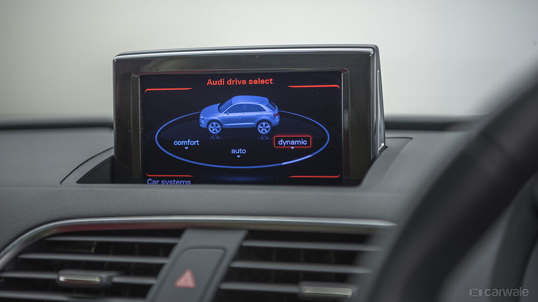 Discontinued Audi Q3 2017 Interior