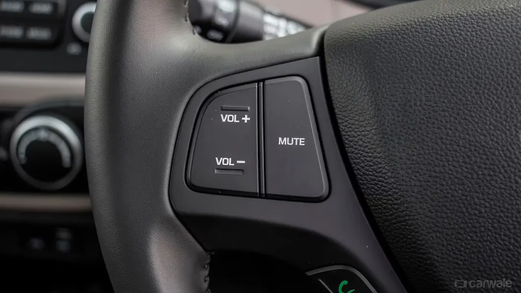 Grand i10 Steering Wheel Image, Grand i10 Photos in India CarWale