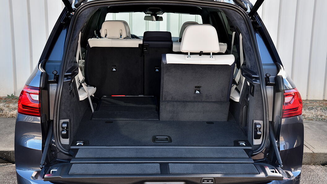 Discontinued BMW X7 2019 Boot Space