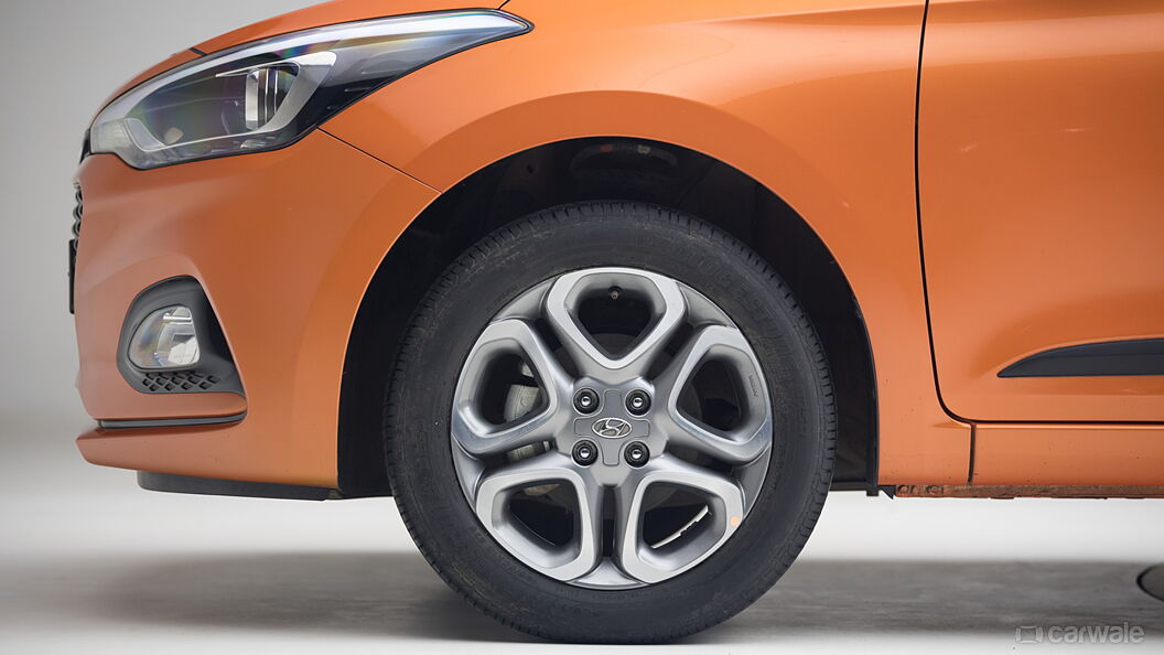 Discontinued Hyundai Elite i20 2018 Wheels-Tyres