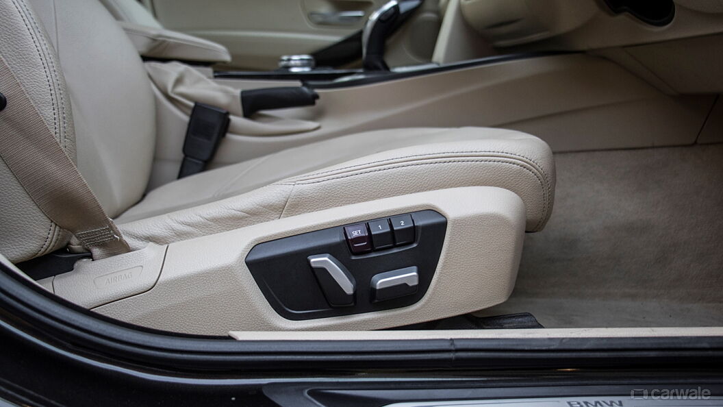 Discontinued BMW 3 Series GT 2016 Front-Seats