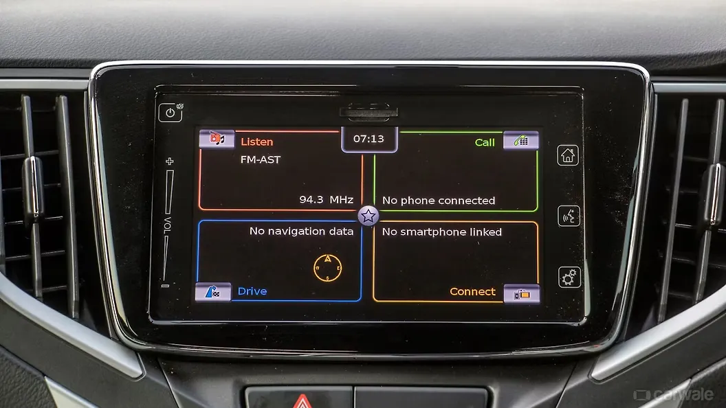 Baleno [20152019] Music System Image, Baleno [20152019] Photos in