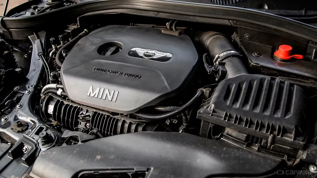 Clubman Engine Bay Image, Clubman Photos in India - CarWale