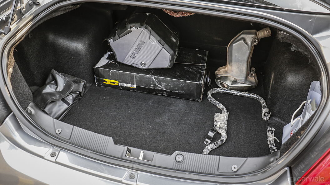Fiat Linea Boot Space