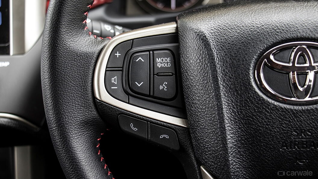 Toyota Innova Crysta [2016-2020] Steering Mounted Audio Controls