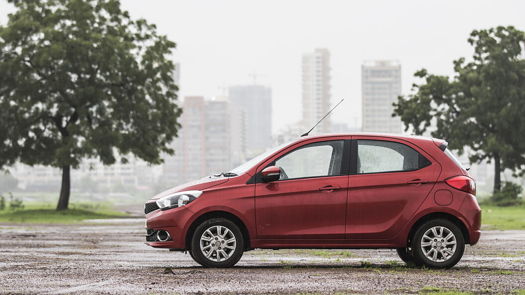 Discontinued Tata Tiago 2016 Left Side View