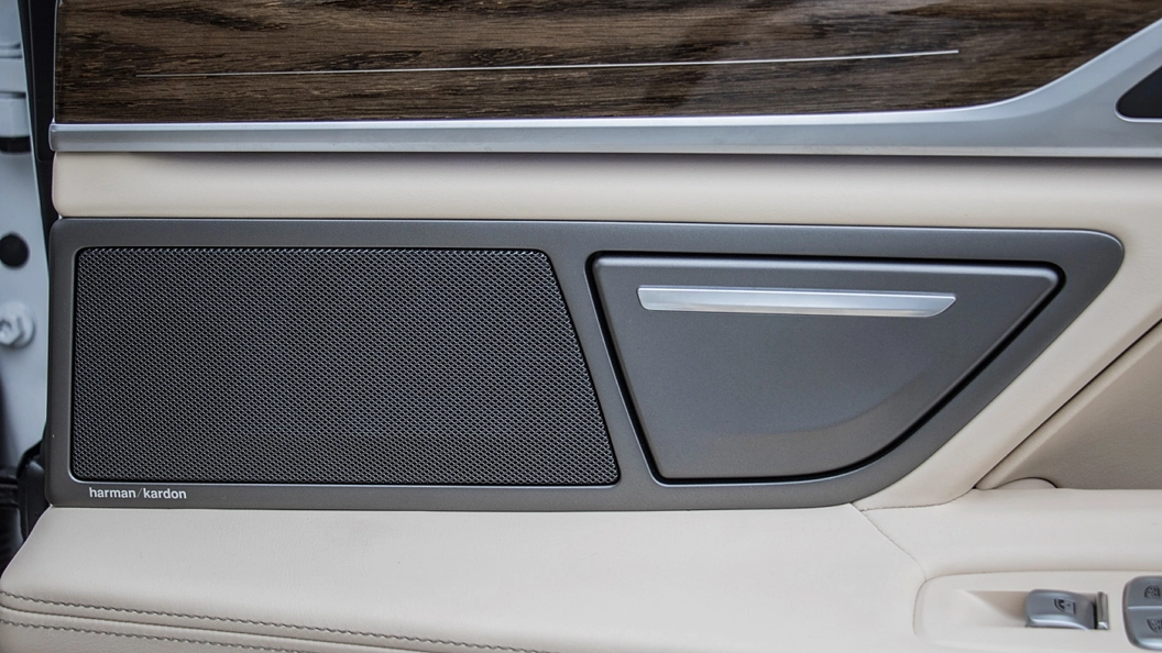 bmw music system