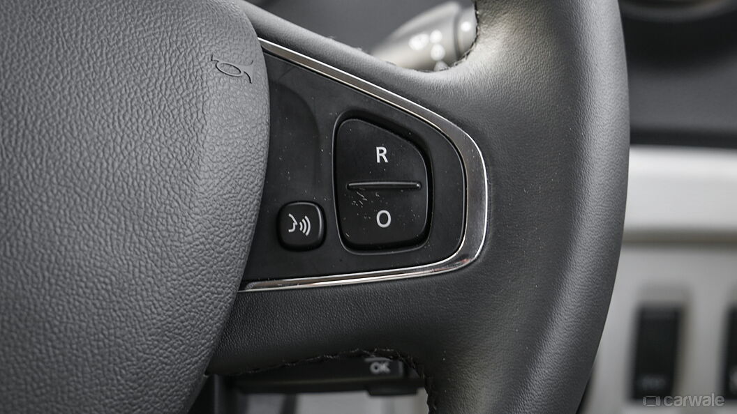 Renault Captur [2017-2019] Steering Mounted Audio Controls