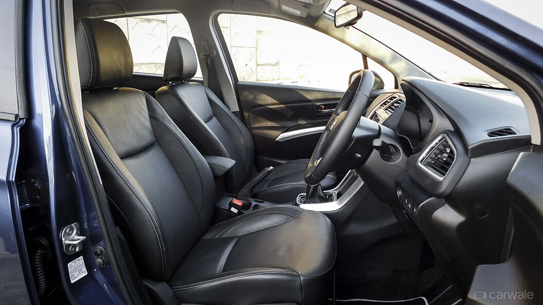 Discontinued Maruti Suzuki S-Cross 2017 Interior