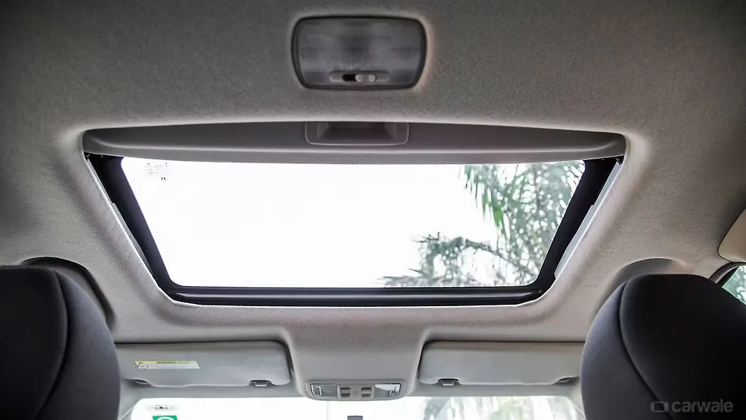 Wr V 17 Interior Image Wr V 17 Photos In India Carwale Wr V 17 Interior Image Wr V 17 Photos In India Carwale