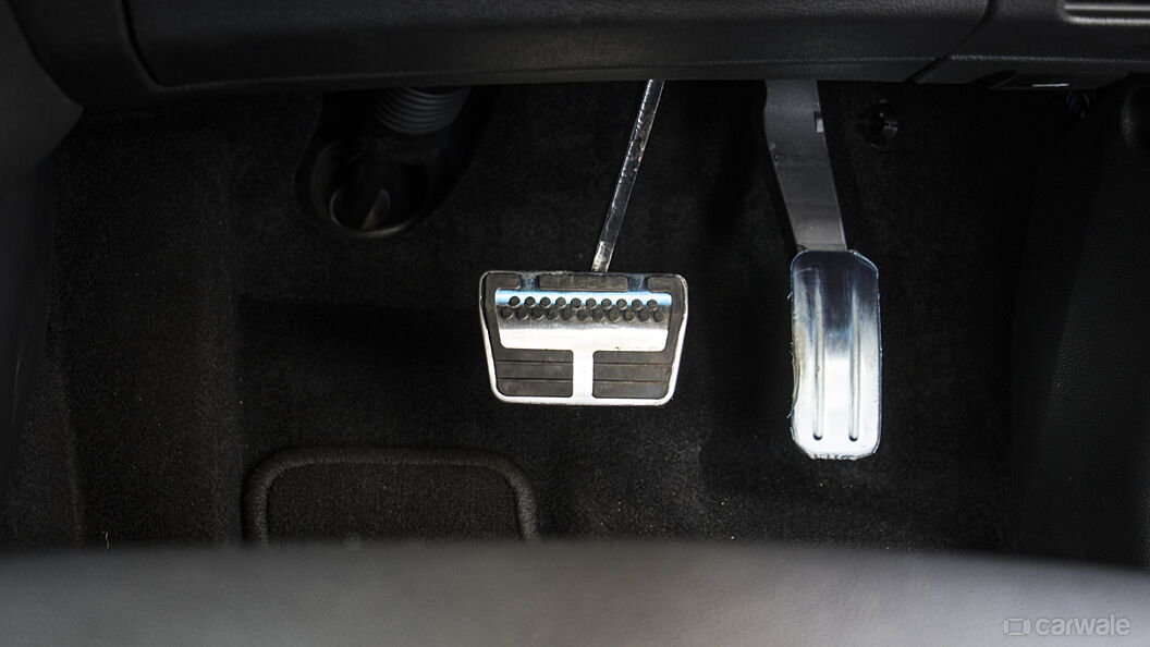 Ford EcoSport [2017-2019] Pedals