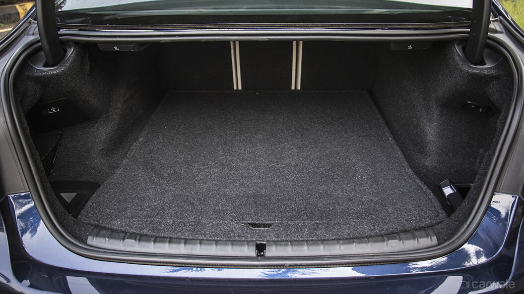Discontinued BMW 5 Series 2017 Boot Space