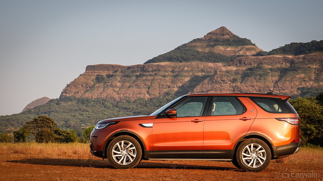 Land Rover Discovery Images, Interior & Exterior Photo Gallery - CarWale