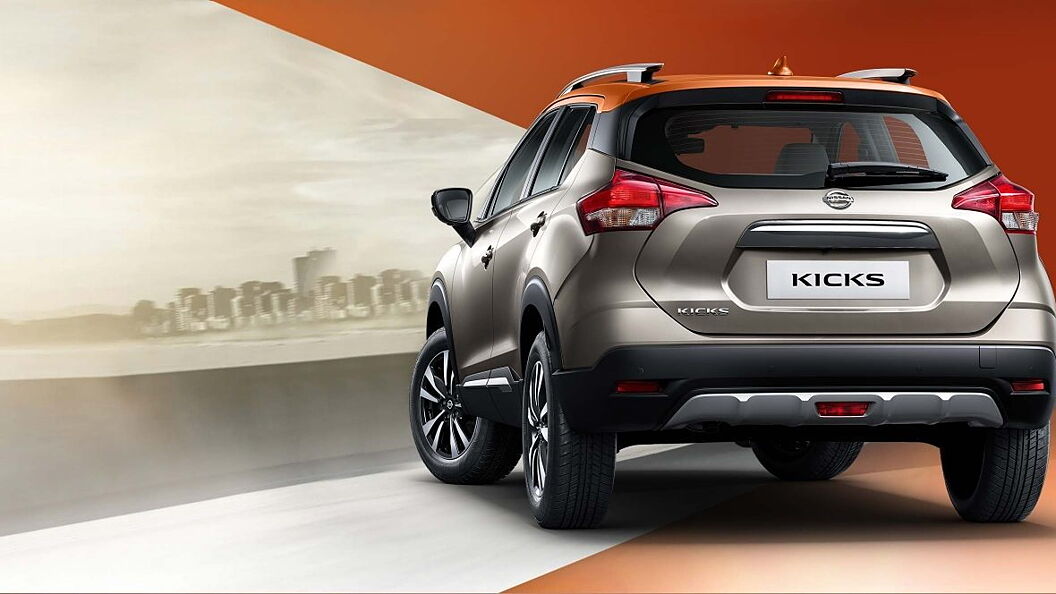 Nissan Kicks Photo, Rear view Image - CarWale