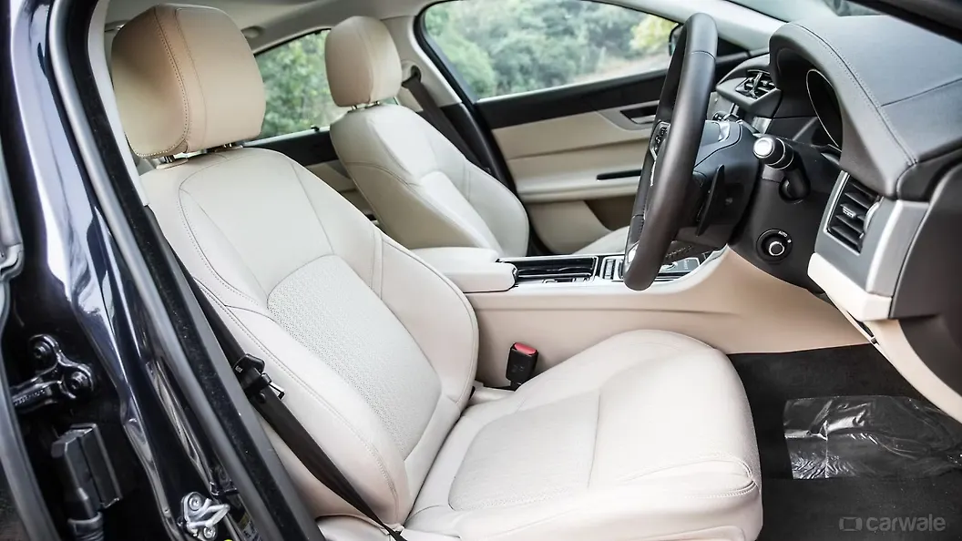 XF FrontSeats Image, XF Photos in India CarWale