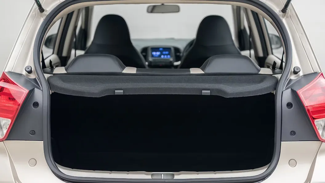 Hyundai Santro Photo, Boot Space Image CarWale