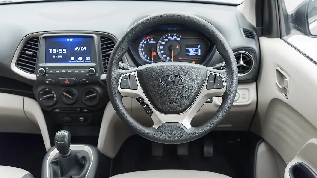 Hyundai Santro Photo, Steering Wheel Image CarWale