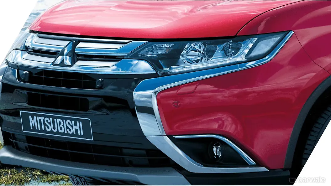 Mitsubishi Outlander Images - Interior & Exterior Photo Gallery - CarWale