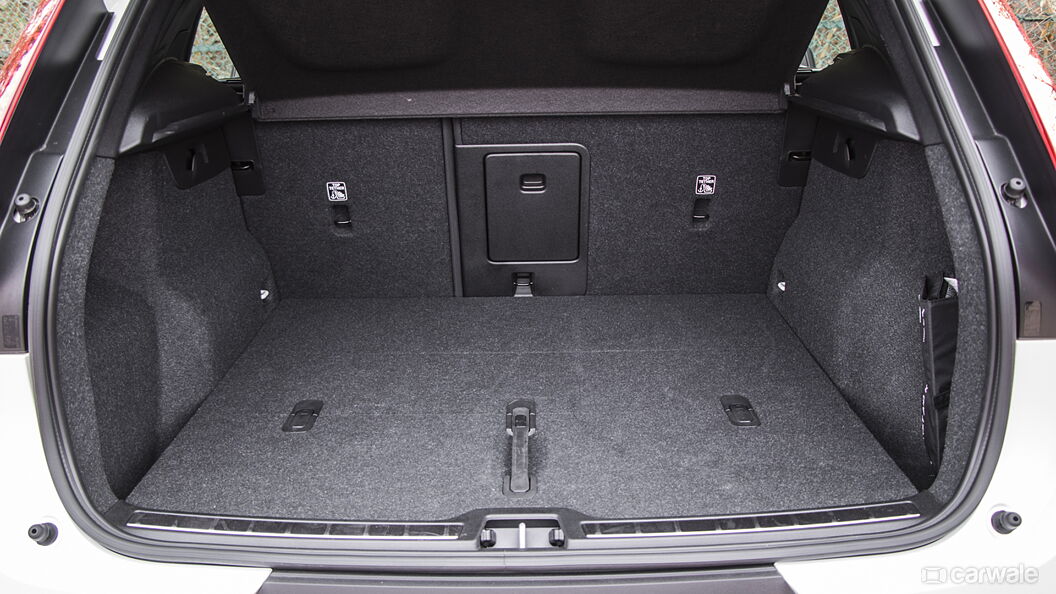 Volvo XC40 [2018-2022] Boot Space