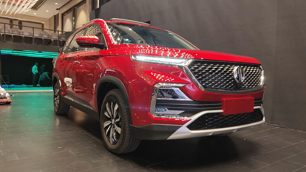 MG Hector Photo, Front view Image - CarWale