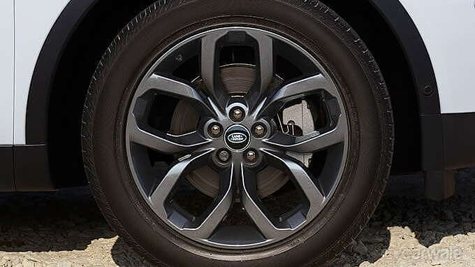 Discontinued Land Rover Discovery Sport 2018 Wheels-Tyres