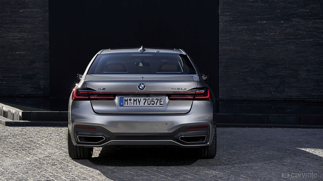 Discontinued BMW 7 Series 2019 Rear View