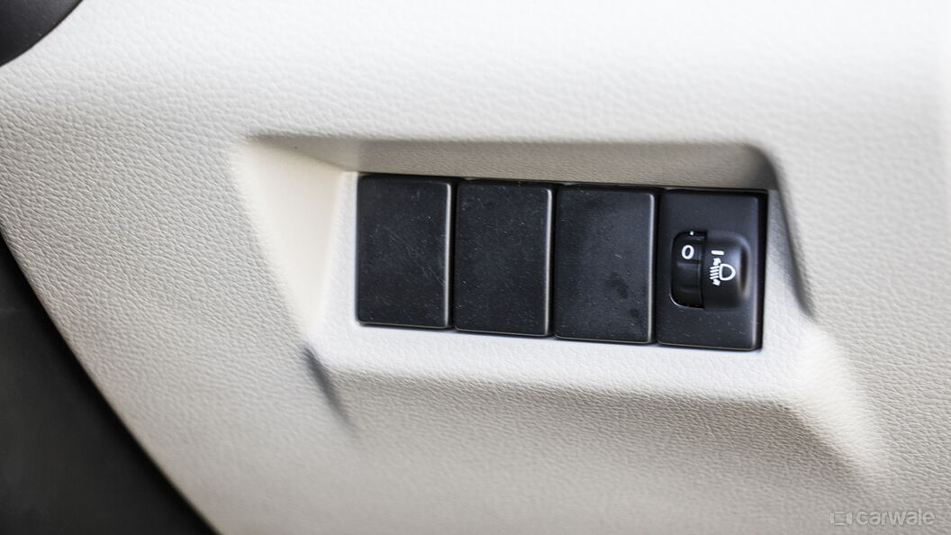 Discontinued Maruti Suzuki Wagon R 2019 Interior