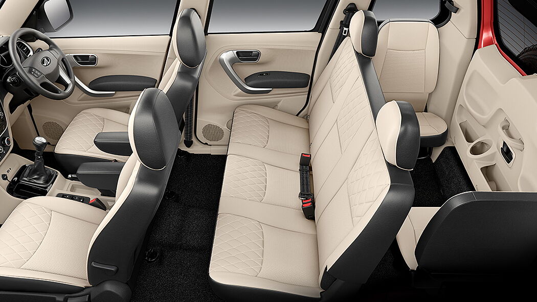 Mahindra TUV300 Photo, Interior Image - CarWale