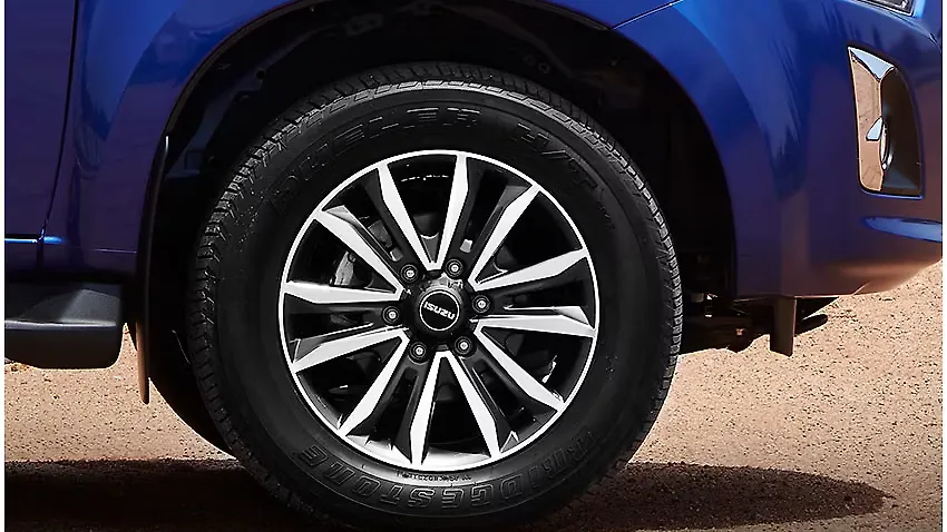 Isuzu-DMAX-VCross-WheelsTyres Isuzu-DMAX-VCross-WheelsTyres